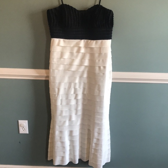 JS collection black and white ruffle gown. Size 12. Evening wear. Formal classic - Picture 1 of 12
